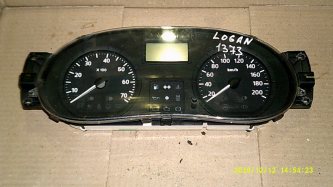 Панель приборов Renault Logan 1 L90