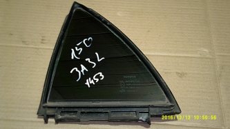 Стекло двери задней левой форточка Toyota Corolla E150