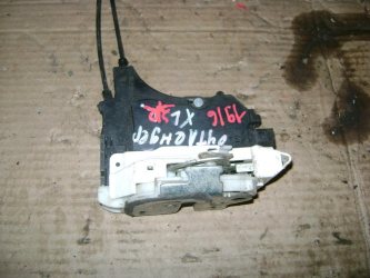 Замок двери задней правой Mitsubishi Outlander 2 CW