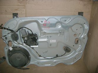 Стеклоподъемник передний правый Ford Focus 2