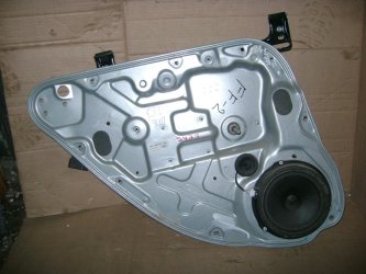 Стеклоподъемник механический задний левый Ford Focus 2