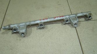 Рейка топливная Toyota Camry XV50
