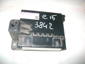 Блок электронный Toyota Corolla E150