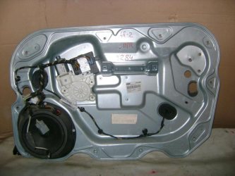 Стеклоподъемник передний правый Ford Focus 2