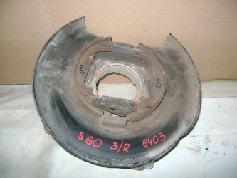 Кулак поворотный задний правый Volvo S60 1 P24