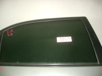 Стекло двери задней правой Toyota Corolla E120