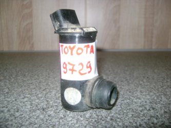 Насос омывателя Toyota Land Cruiser J100