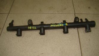 Рейка топливная Renault Megane 2