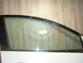 Стекло двери передней правой Mazda 3 BL