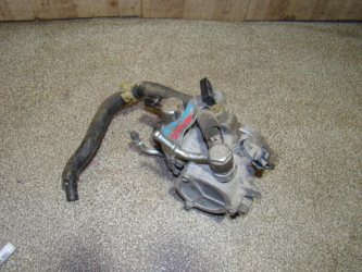 Насос вакуумный Mazda 3 BM, BN