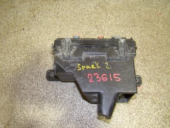 Блок предохранителей Chevrolet Spark M300