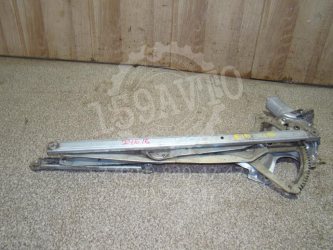 Стеклоподъемник передний правый Toyota Corolla E150