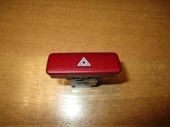 Кнопка аварийной сигнализации Mitsubishi Lancer 9 CS