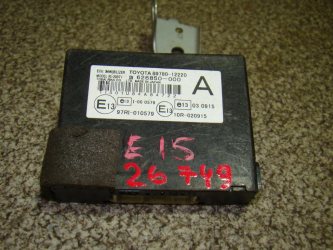 Блок электронный Toyota Corolla E150