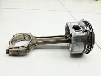 Поршень с шатуном Nissan Qashqai J10