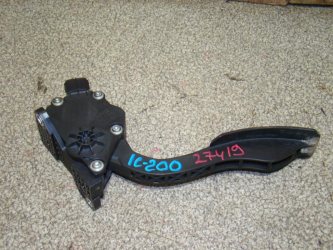 Педаль газа Toyota Land Cruiser J200