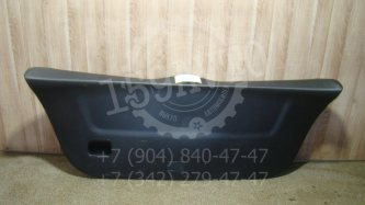 Обшивка двери багажника Toyota Yaris XP90