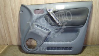 Обшивка двери передней правой Toyota RAV4 XA20