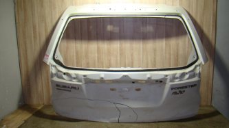 Дверь багажника Subaru Forester S13, SJ