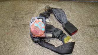 Ремень безопасности Toyota Corolla E120