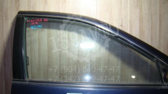 Стекло двери передней правой Nissan Maxima A32
