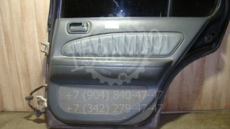 Обшивка двери задней правой Nissan Maxima A32
