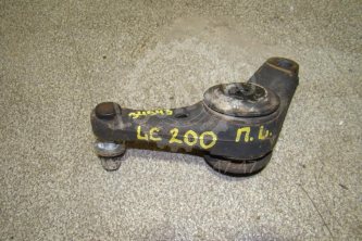 Опора переднего редуктора Toyota Land Cruiser J200