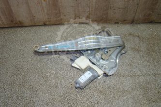 Стеклоподъемник задний левый Toyota Avensis 2 T250