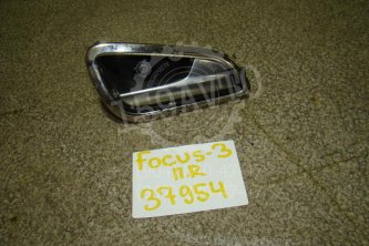 Ручка двери внутренняя правая Ford Focus 3