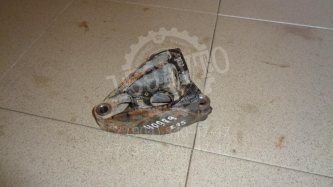 Кронштейн двигателя правый Toyota Corolla E150