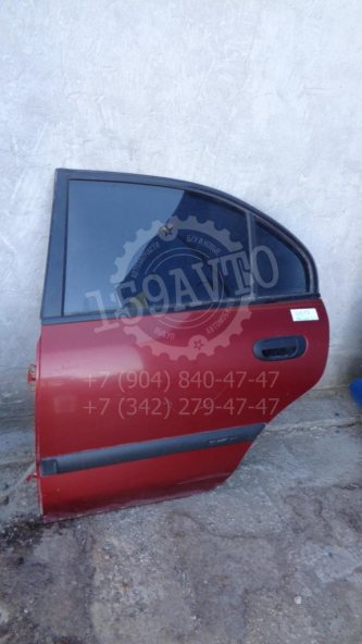 Дверь задняя левая Mitsubishi Carisma DA