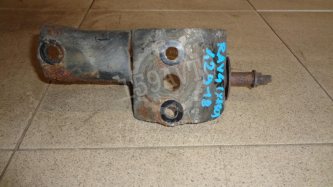 Кронштейн двигателя Toyota RAV4 XA30