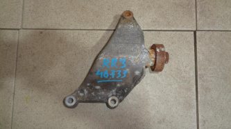Кронштейн ролика Land Rover Range Rover 3 L322