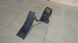 Педаль газа Honda Civic 4D FD