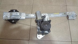 Стеклоподъемник передний правый Renault Sandero Stepway 2 5S