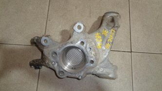 Кулак поворотный задний левый Honda Civic 4D FD