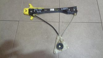 Стеклоподъемник задний правый Volkswagen Polo 5