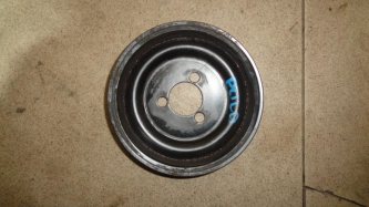 Шкив помпы Volkswagen Polo 5