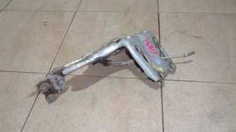 Замок двери сдвижной Toyota Hiace H200