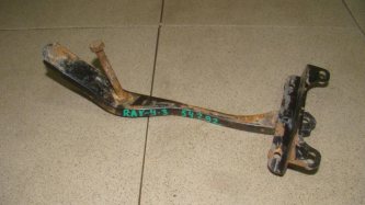 Крепление аккумулятора Toyota RAV4 XA30