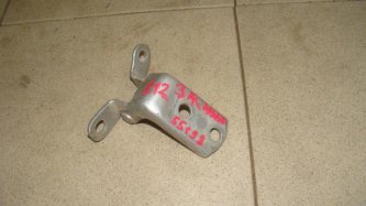 Петля двери задней правой нижняя Toyota Corolla E120