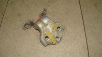 Петля двери передней Chevrolet Lacetti J200