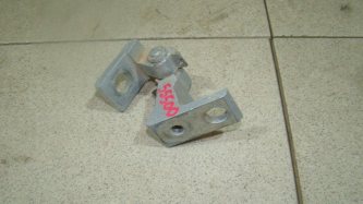Петля двери Volkswagen Polo 5