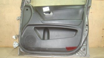 Обшивка двери передней правой SsangYong Actyon 2 CK