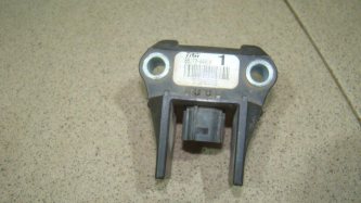 Датчик AIR BAG Toyota Hiace H200