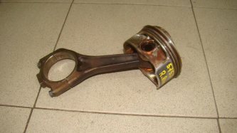 Поршень с шатуном Land Rover Range Rover 3 L322