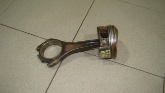 Поршень с шатуном Land Rover Range Rover 3 L322