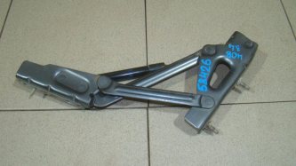 Петля крышки багажника Peugeot 408 T7