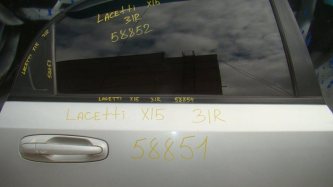 Накладка стекла заднего правого Chevrolet Lacetti J200