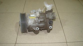 Компрессор кондиционера Toyota Corolla E150